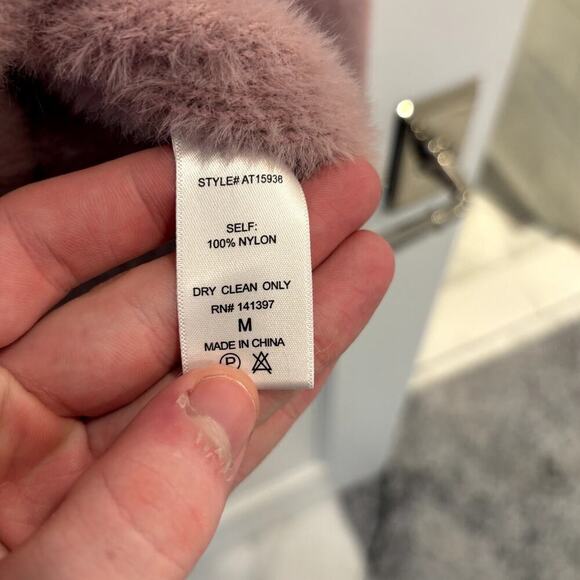 ASTR the Label Light Pink Fuzzy Crewneck Sweater Soft Size Medium - Picture 3 of 3